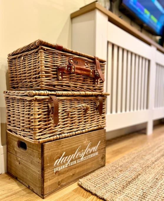 Chic, Relaxing stay just 18 mins into the City Apartment in London