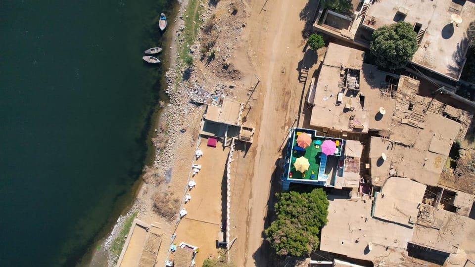 Restaurant/places to eat, Natural landscape, Bird's eye view, Lake view, River view