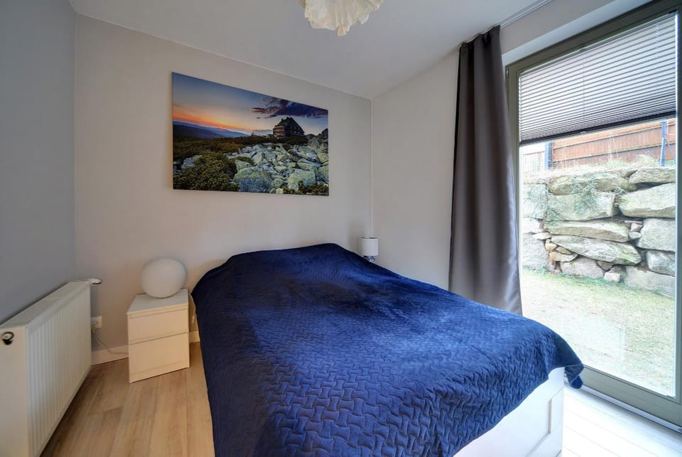 Mocca apartament z dwoma sypialniami i tarasem Apartment in Lower Silesian Voivodeship