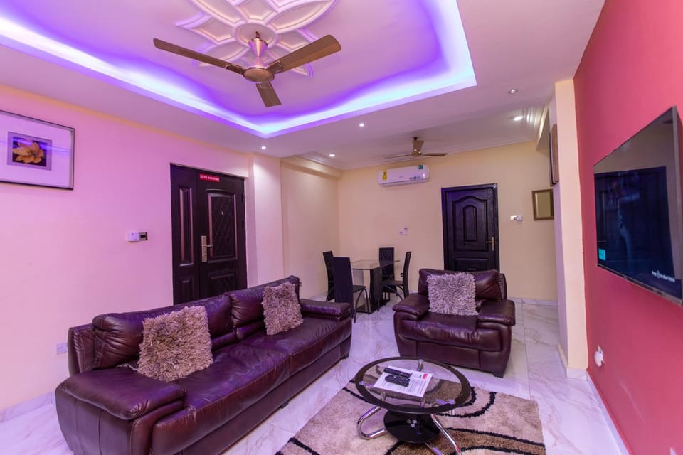TV and multimedia, Living room, Seating area, fireplace, air conditioner