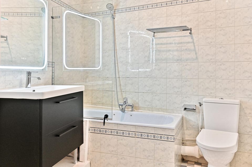 Toilet, Bathroom, Bath