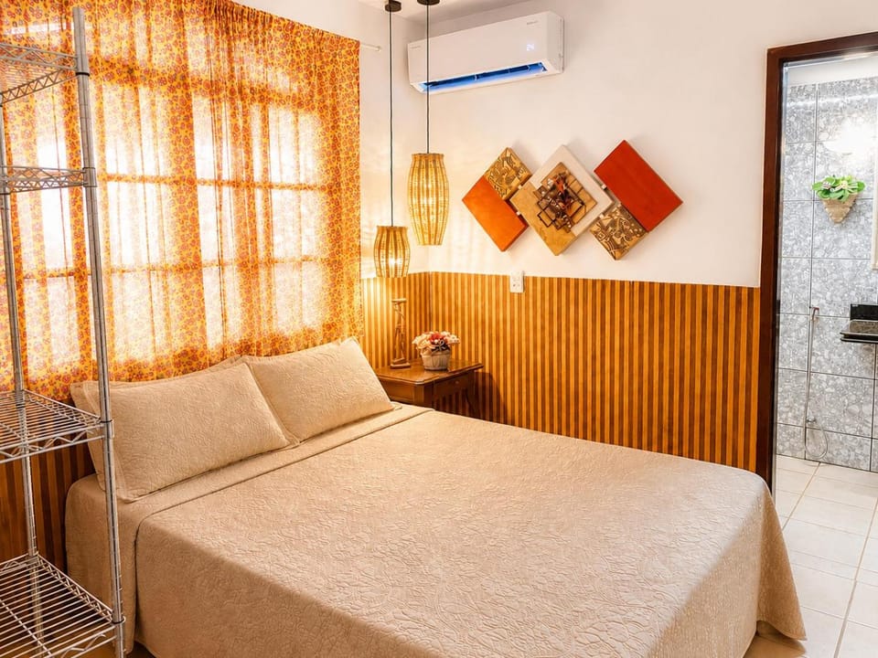 Photo of the whole room, Bedroom, air conditioner