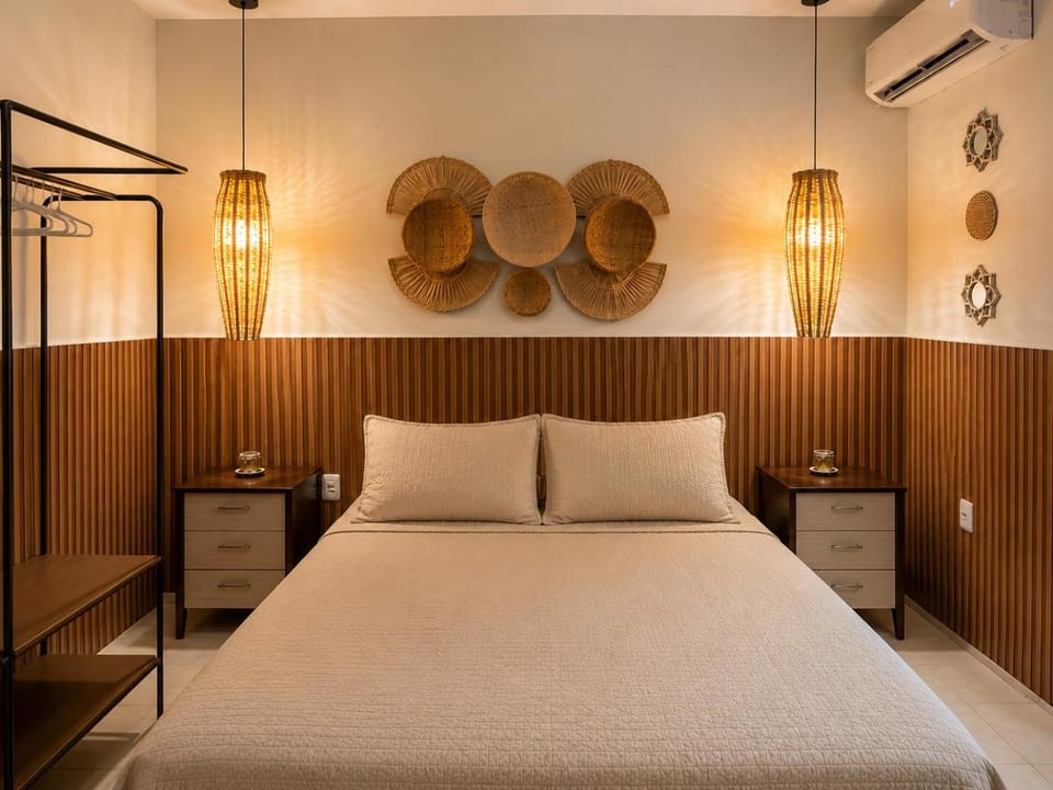 Bedroom, air conditioner