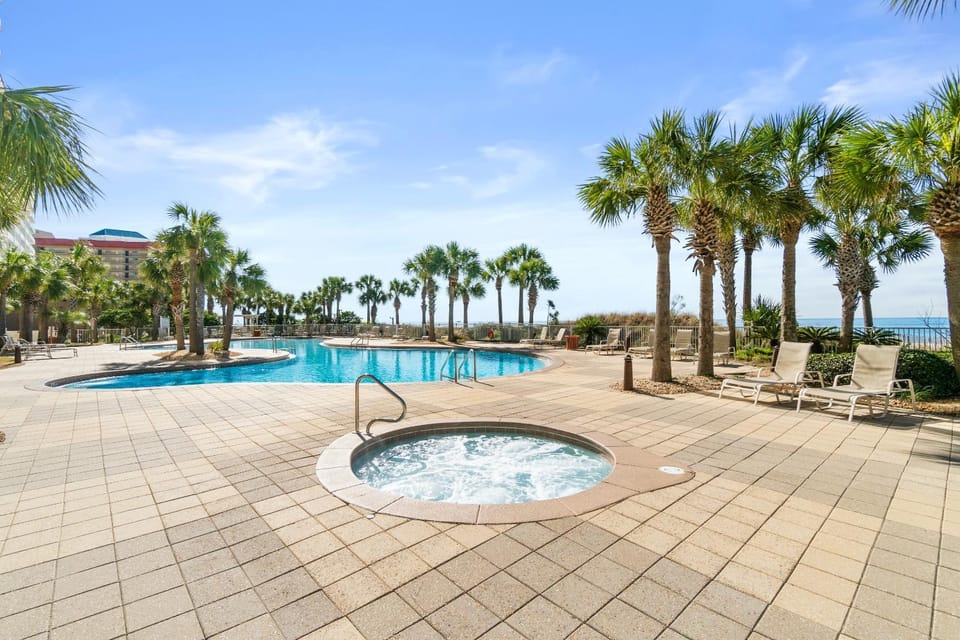 Natural landscape, Hot Tub, View (from property/room), Balcony/Terrace, Beach, Pool view, Sea view, Swimming pool, sunbed