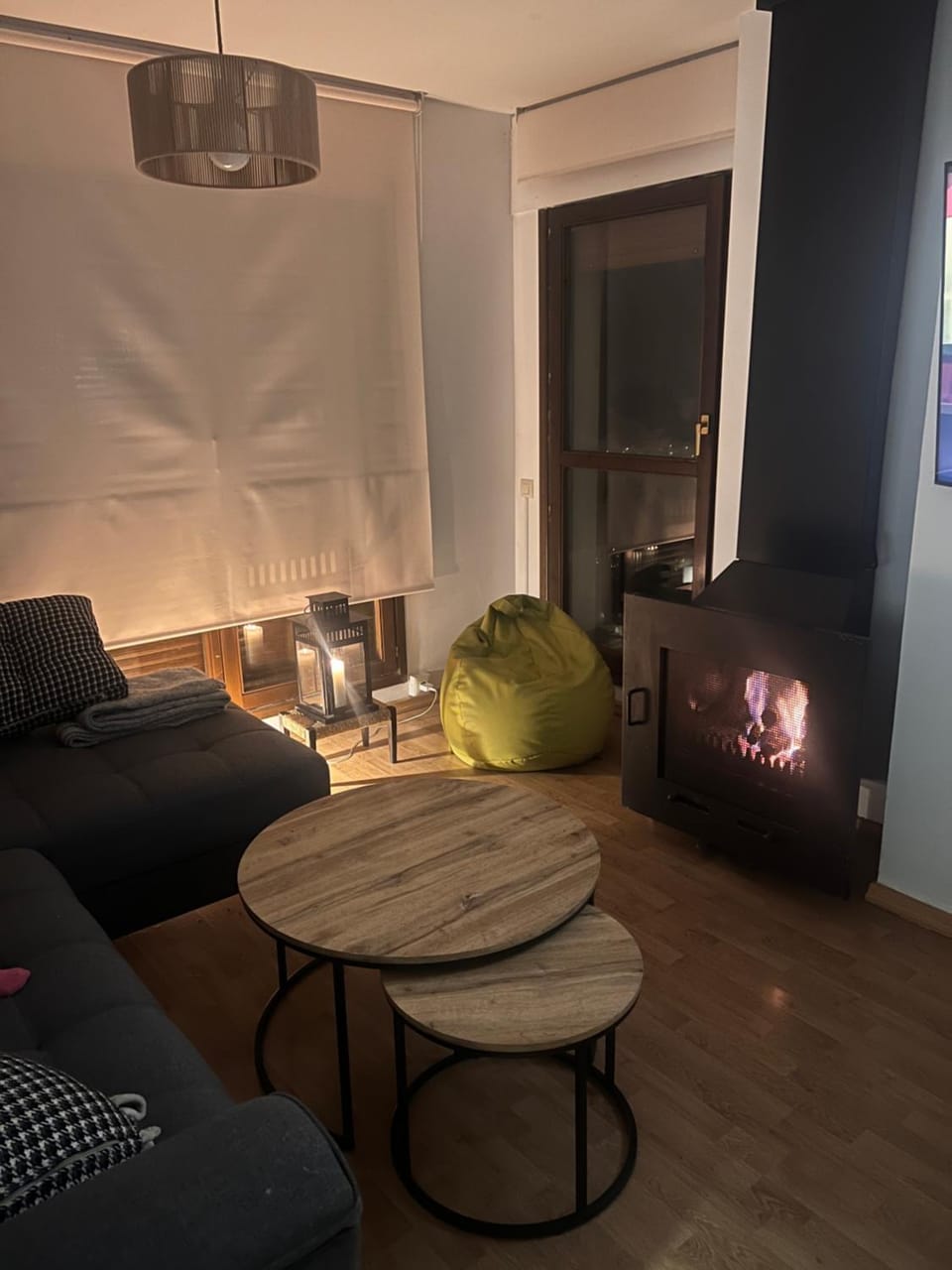 Living room, fireplace