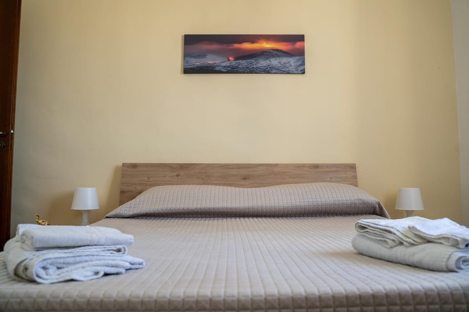 Elephant's Rooms Catania Apartment in Catania