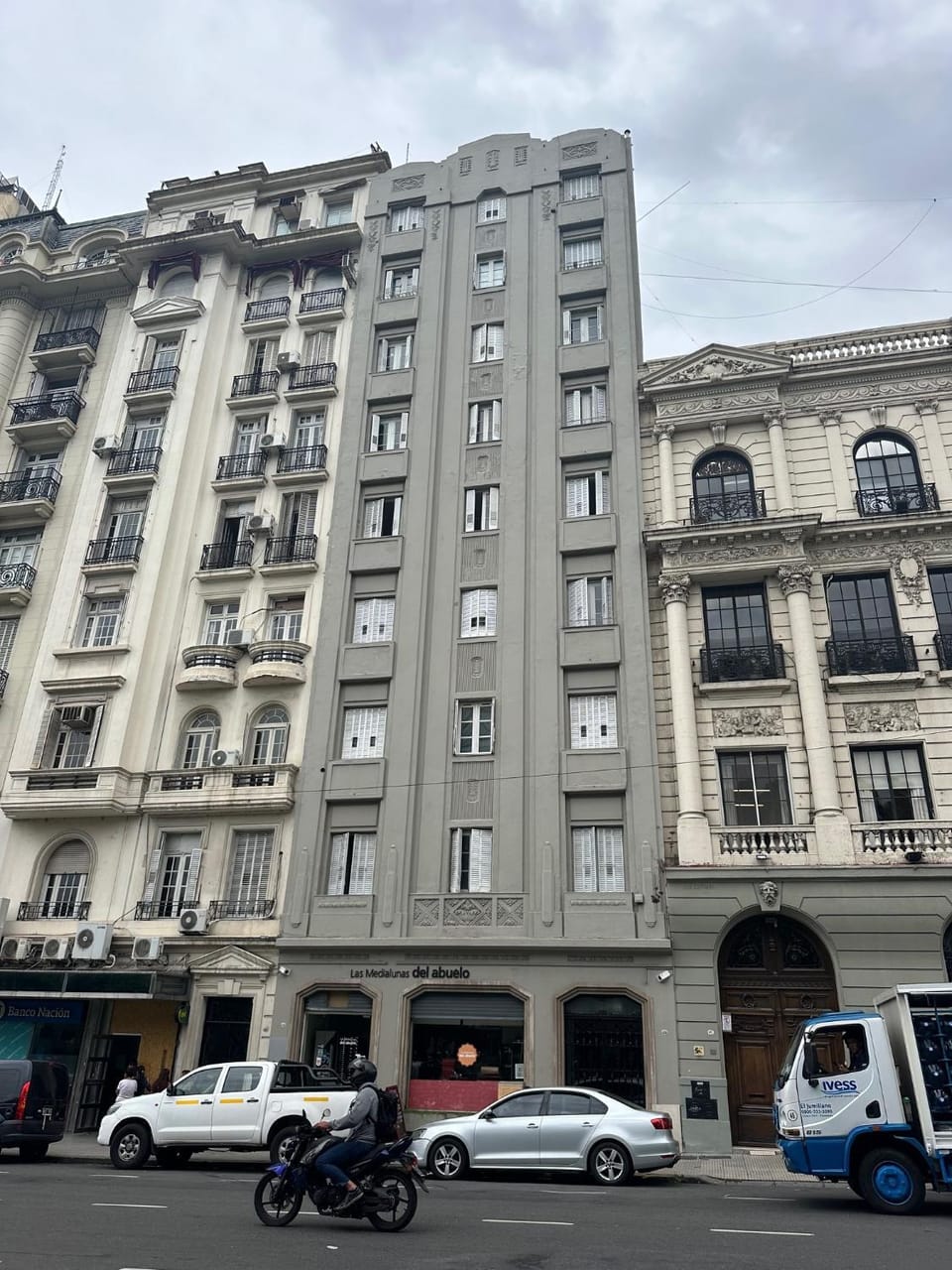 Plaza San Martin Retiro Apartment in Buenos Aires