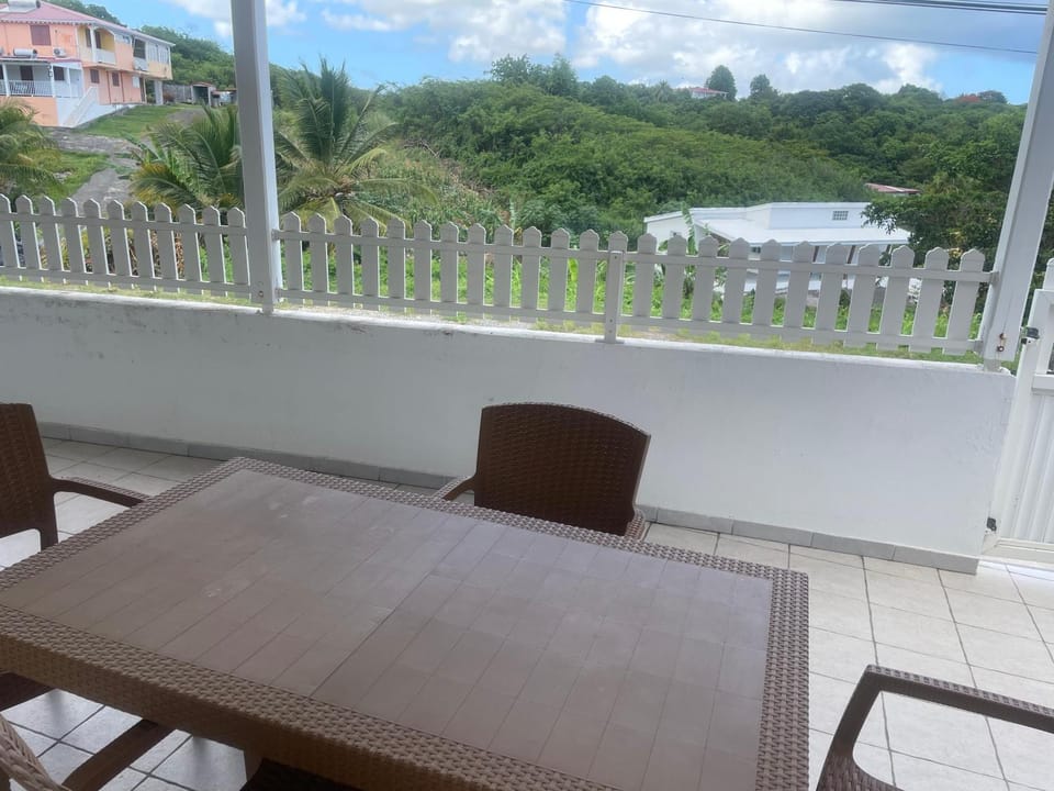 Patio, Day, Natural landscape, View (from property/room), Balcony/Terrace, Dining area