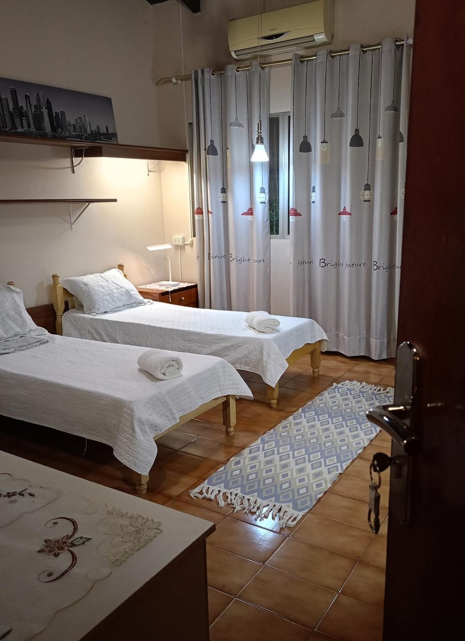 Bed, Photo of the whole room