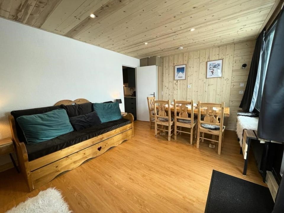 Résidence Sefcotel - Studio rénové·Pieds des pistes ·Balcon MAE-8201 Apartment in Tignes