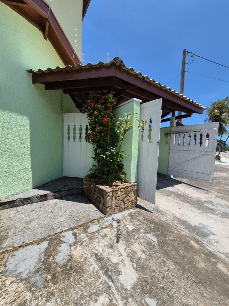 CASA ACONCHEGANTE TEMPORA CARAGUATATUBA House in Caraguatatuba