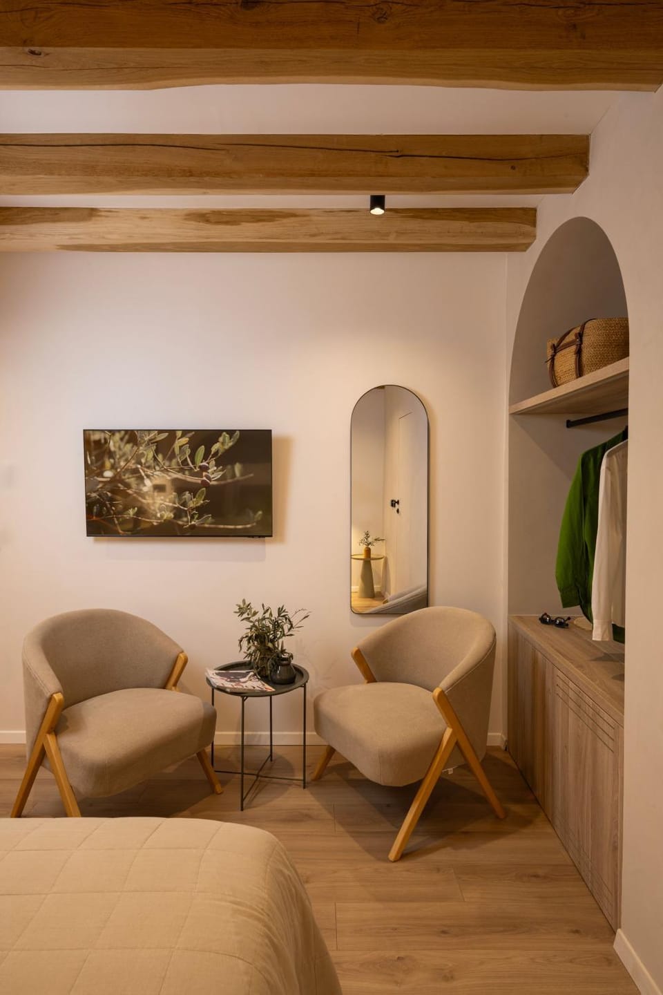 Coffee/tea facilities, Seating area