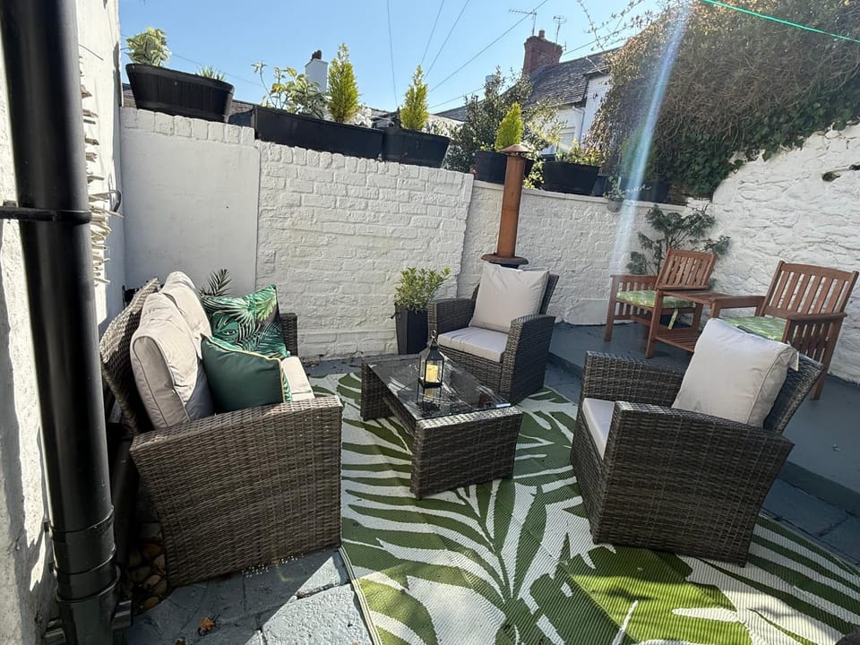 Patio, Garden