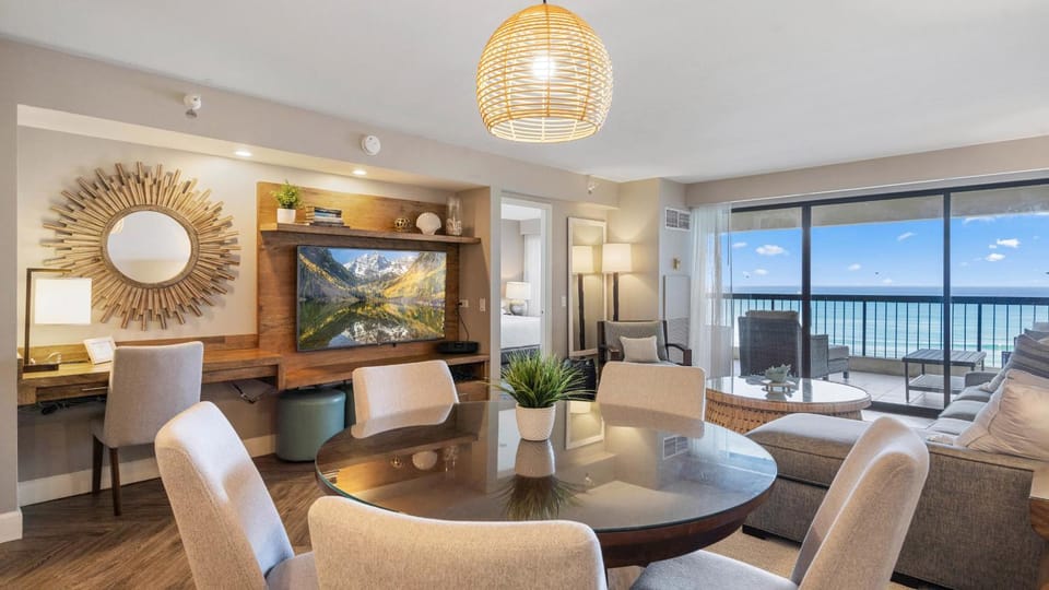 Living room, Sea view