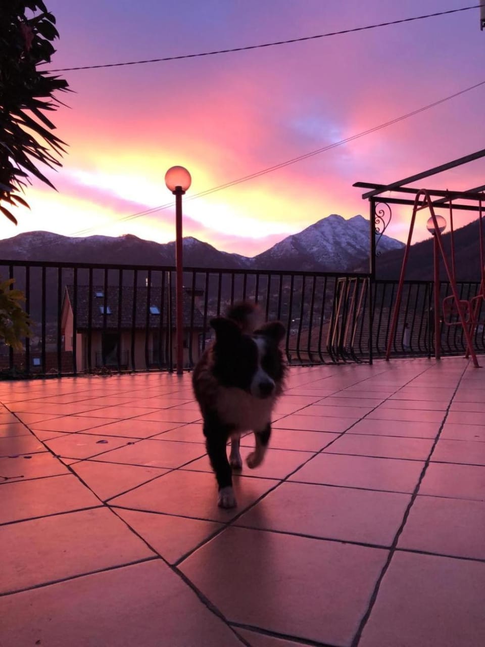 Mountain view, Inner courtyard view