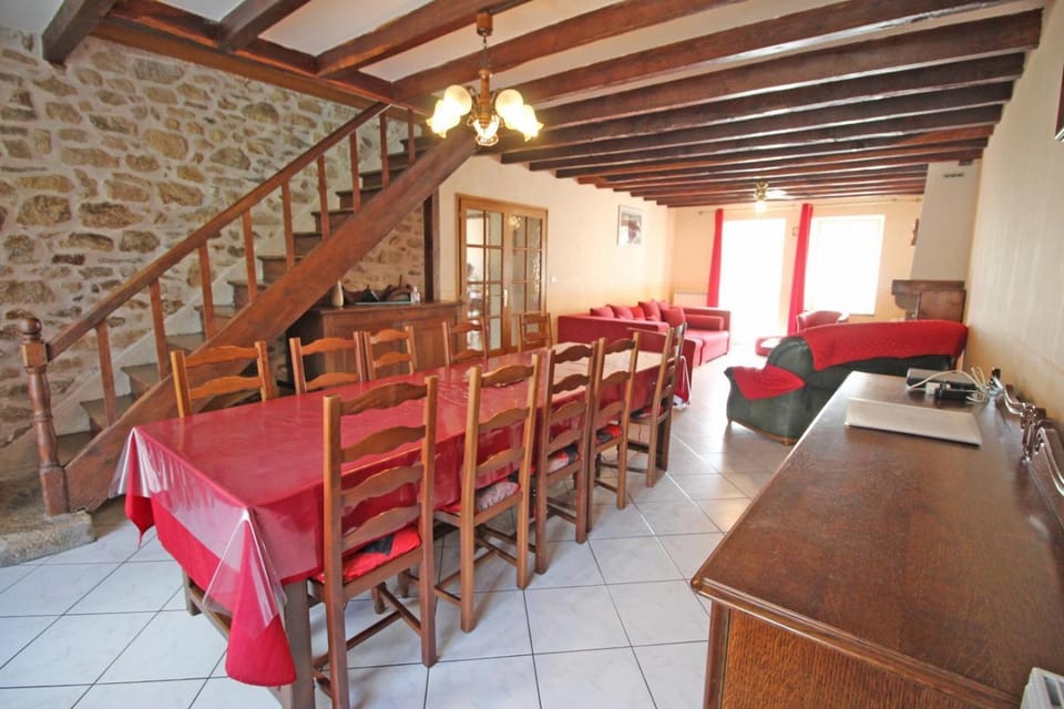 Champblanc House in Nouvelle-Aquitaine