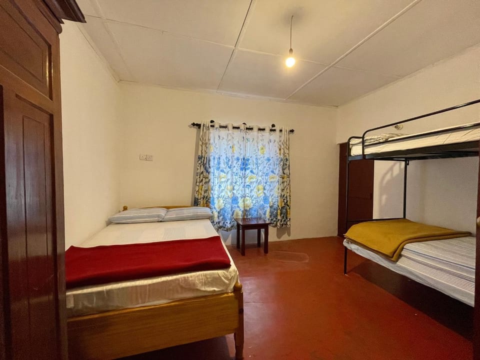 Bed, Bedroom, bunk bed