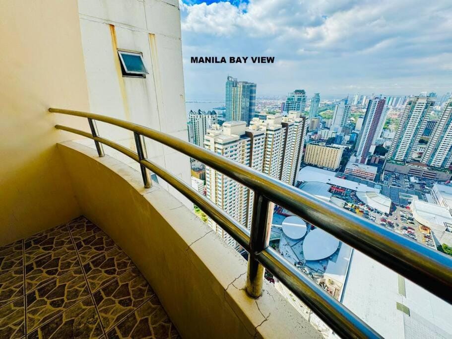 Birch Tower a1 front of RobinsonMla Rizal Park Apartment in Manila City