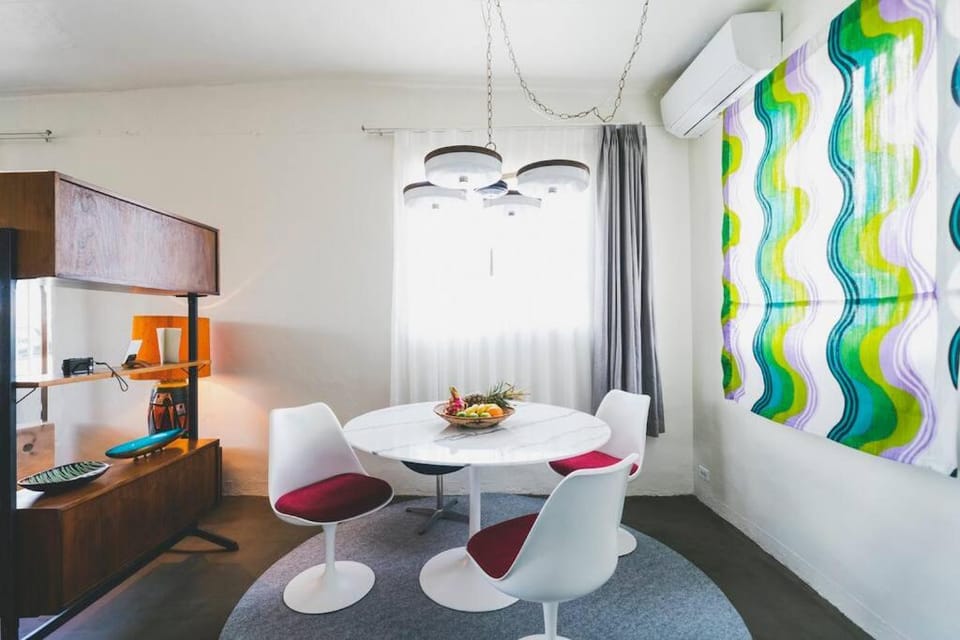 Mid-Century House YOGI House in Okinawa Prefecture