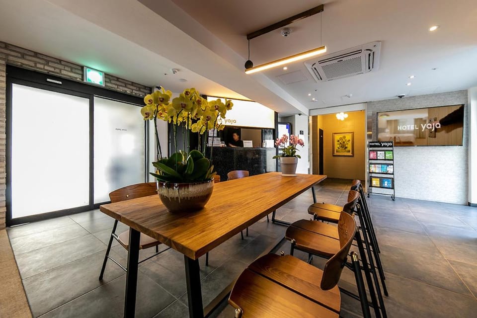 Seating area