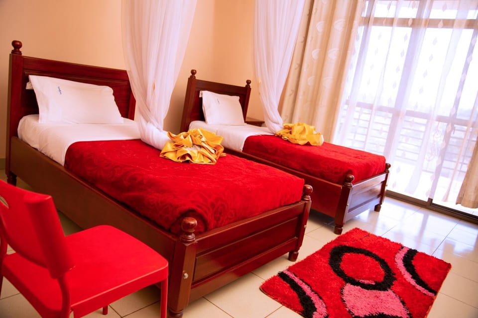 Bed, Seating area, Bedroom