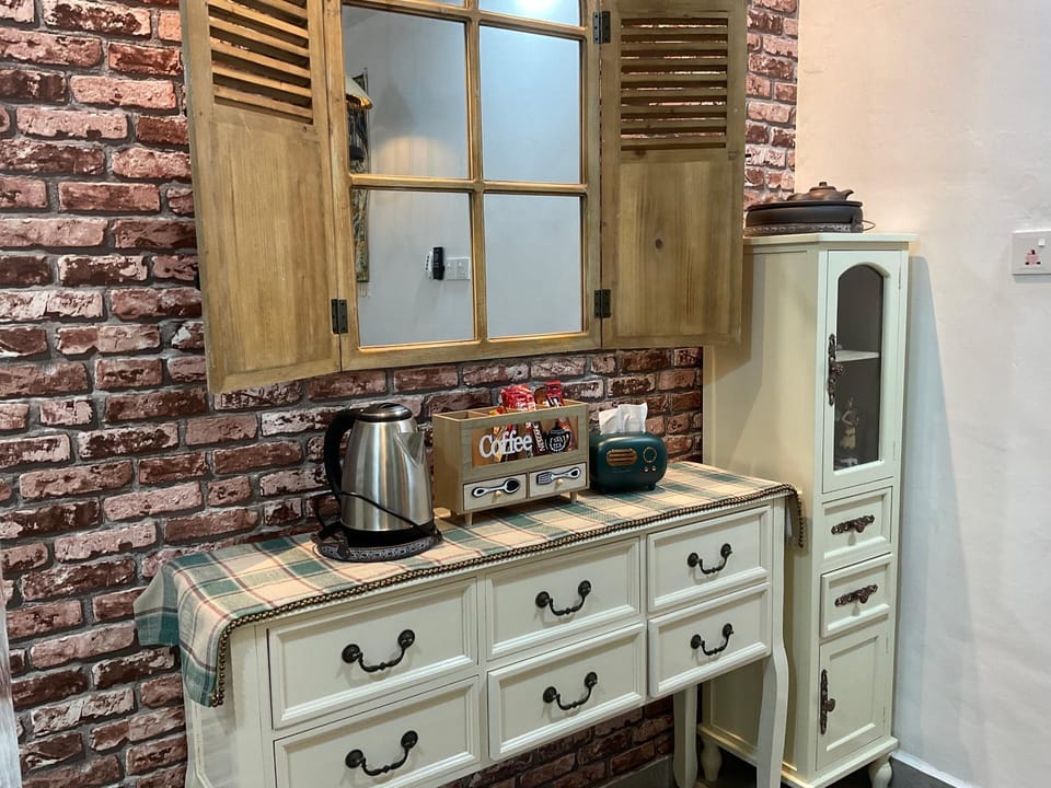 Coffee/tea facilities, Kitchen or kitchenette