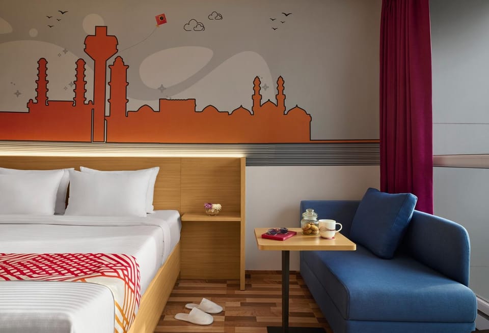 Bed, Seating area, Bedroom