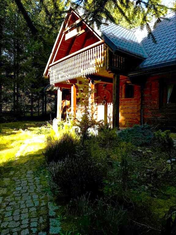 Property building, Facade/entrance, Summer, Garden, Garden, Garden view, Mountain view