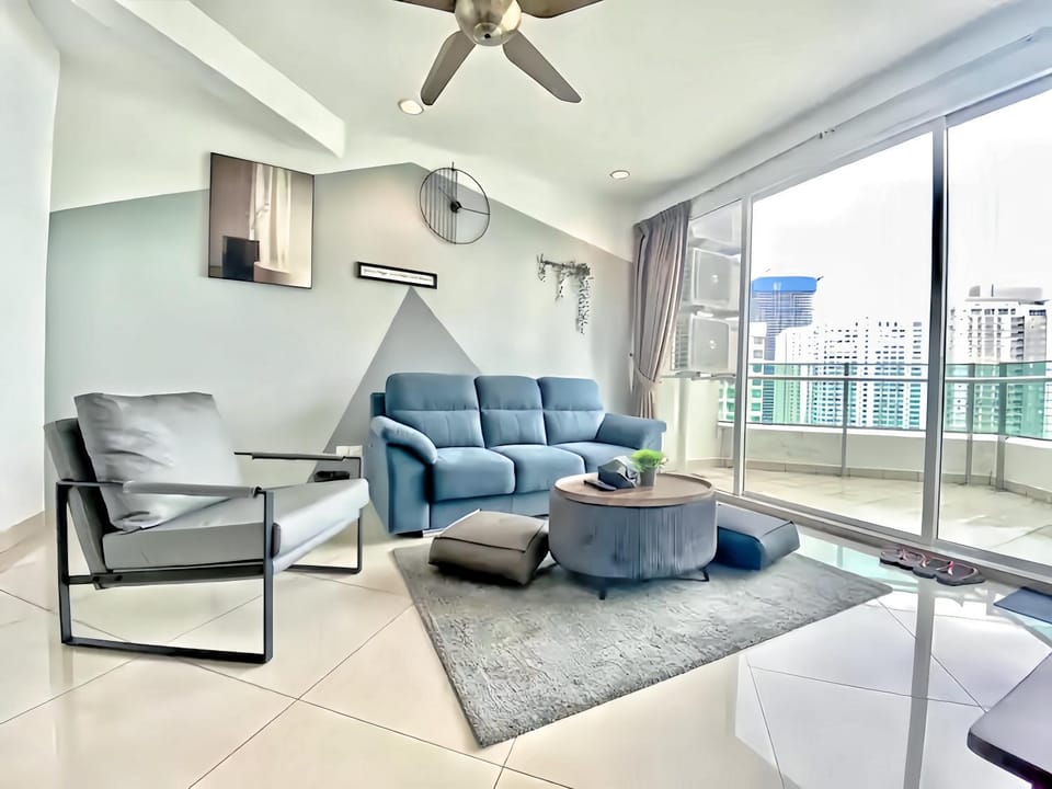 TV and multimedia, View (from property/room), Balcony/Terrace, Living room, Seating area, fireplace, air conditioner