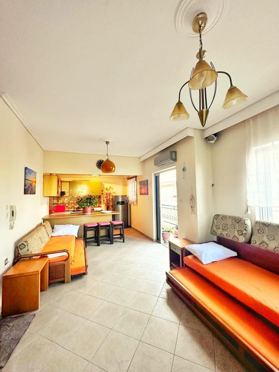 Kitchen or kitchenette, Living room, Photo of the whole room, Seating area