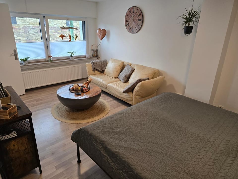 Living room, Bedroom