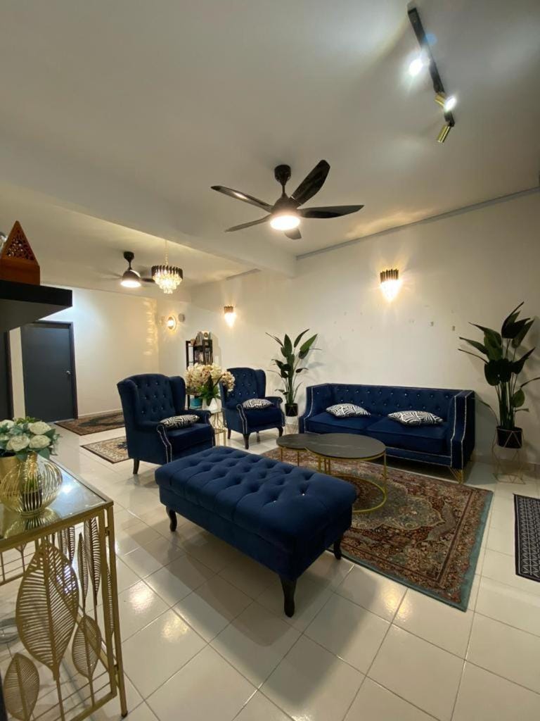 Living room, Seating area, fireplace