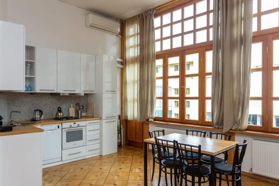 Central Tbilisi Bright 1BR Gem - By Wehost Apartment in Tbilisi, Georgia