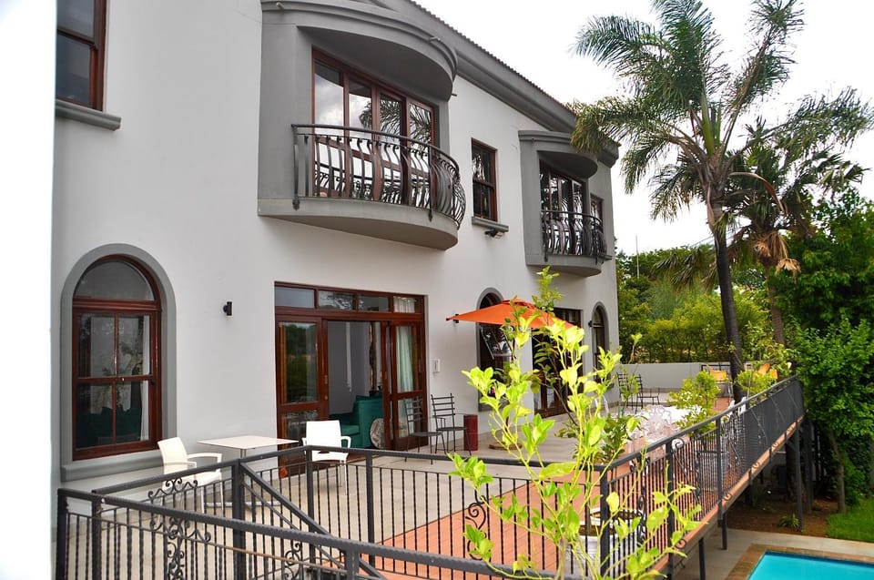 Property building, Balcony/Terrace