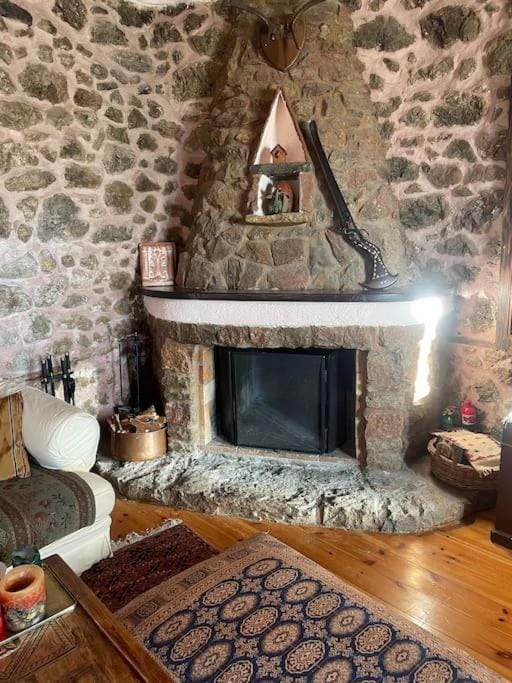 Living room, Seating area, flat iron