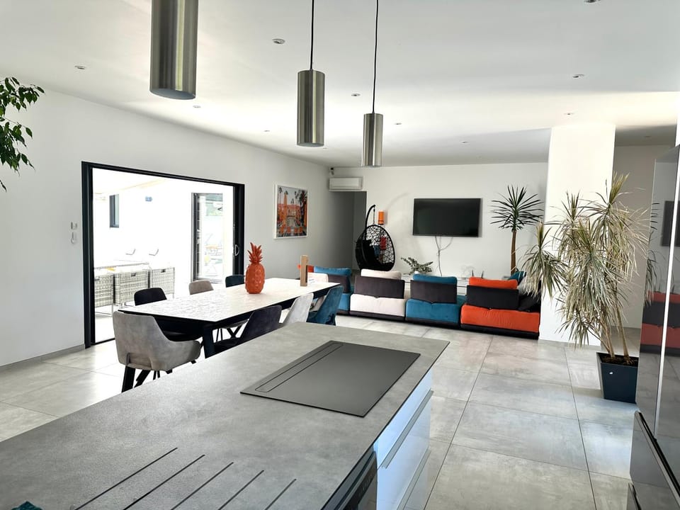 MAISON CONTEMPORAINE proche Chatelaillon plage Villa in Nouvelle-Aquitaine