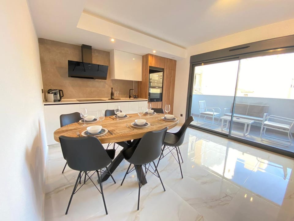 Paseo De La Playa Apartment in Torrevieja