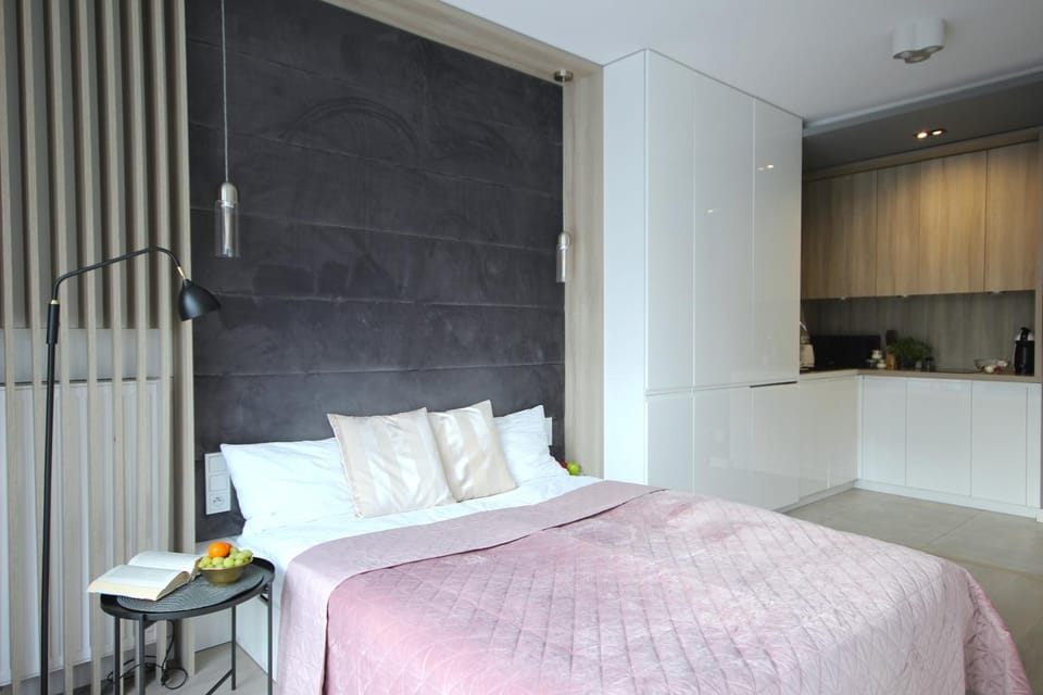 Bed, Kitchen or kitchenette, Photo of the whole room, Bedroom