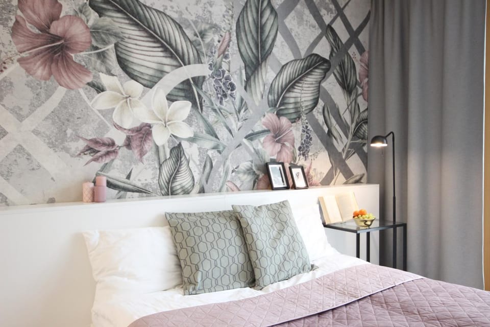 Bed, Decorative detail, Bedroom