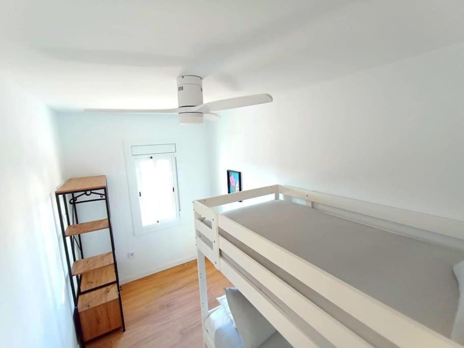 Ático cerca Playa y centro a 10 min. Apartment in Barcelona