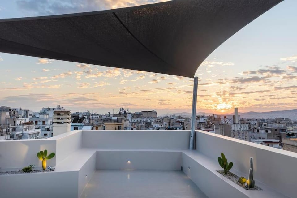 Day, Natural landscape, View (from property/room), Balcony/Terrace, City view, Sunrise, Sunset