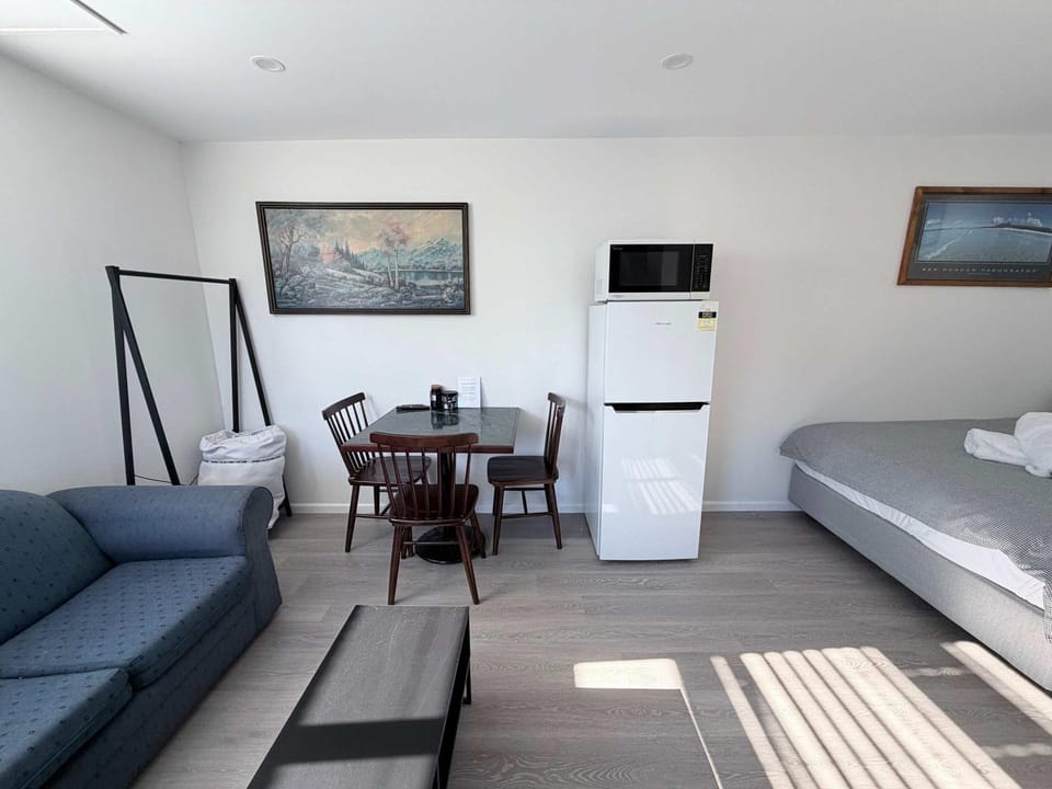 Claremont Comfort Cottage Apartment in Tasmania