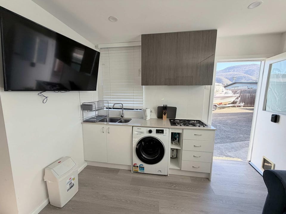 Claremont Comfort Cottage Apartment in Tasmania