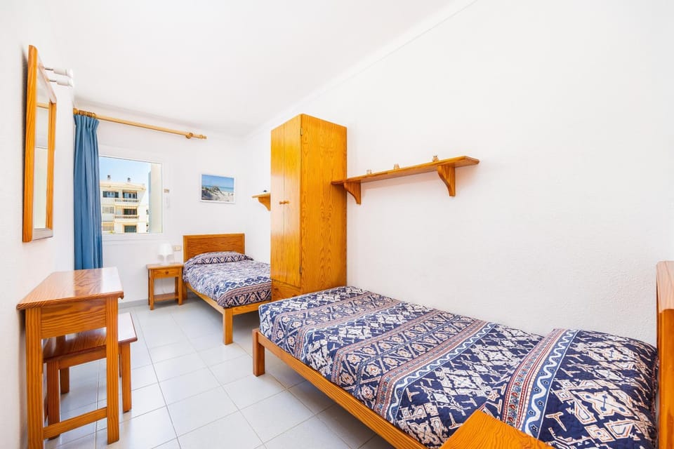 Property building, Living room, Bedroom