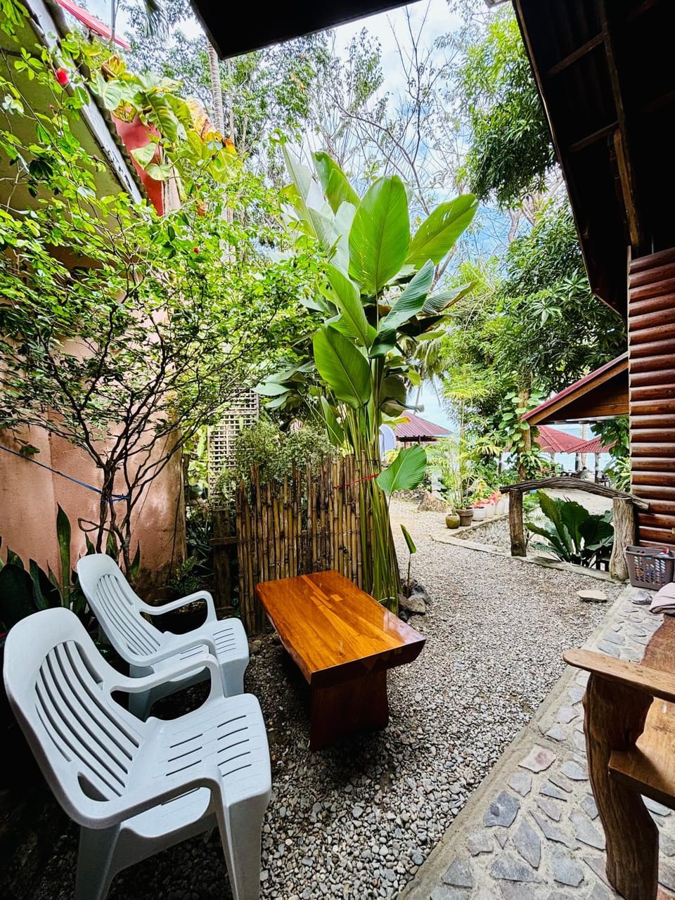 Garden, Seating area, Garden view