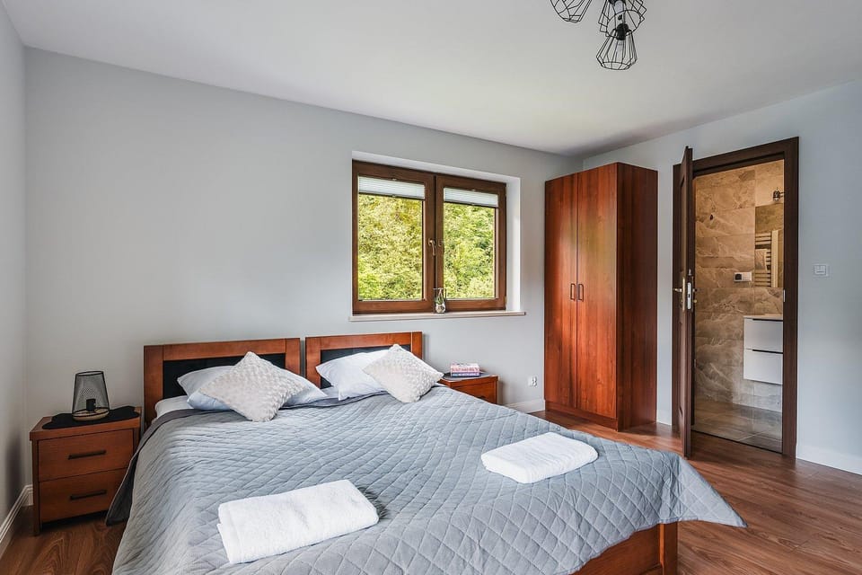WillaByTheRiver JACUZZI & SAUNA Bed and Breakfast in Zakopane