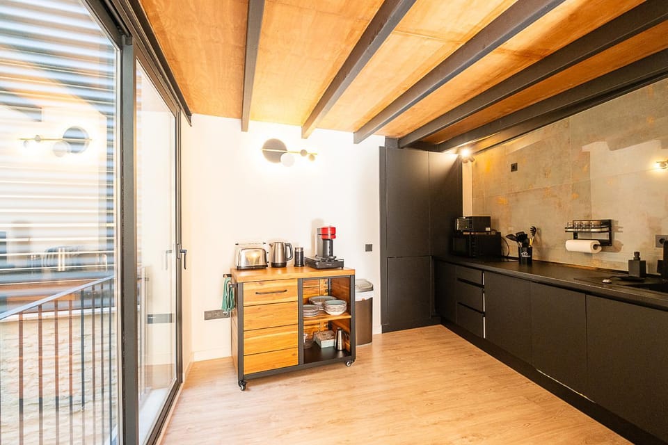 Coffee/tea facilities, Kitchen or kitchenette