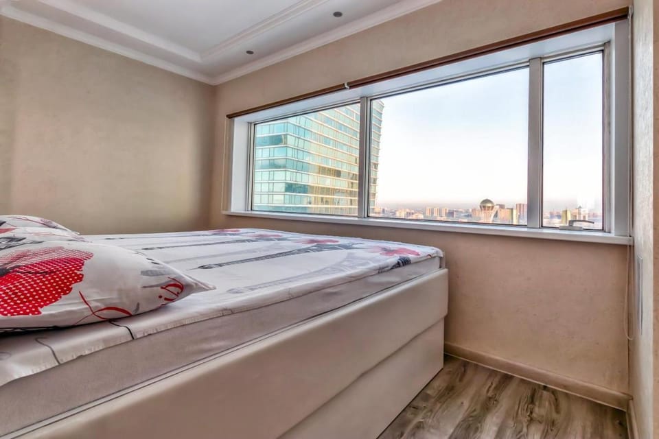 Северное Сияние 27 этаж с видом на Байтерек Apartment in Kazakhstan