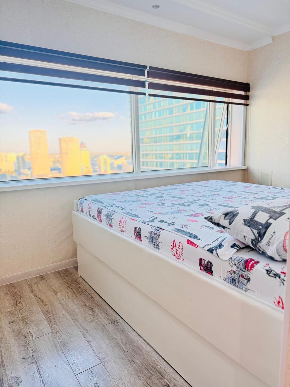 Северное Сияние 27 этаж с видом на Байтерек Apartment in Kazakhstan