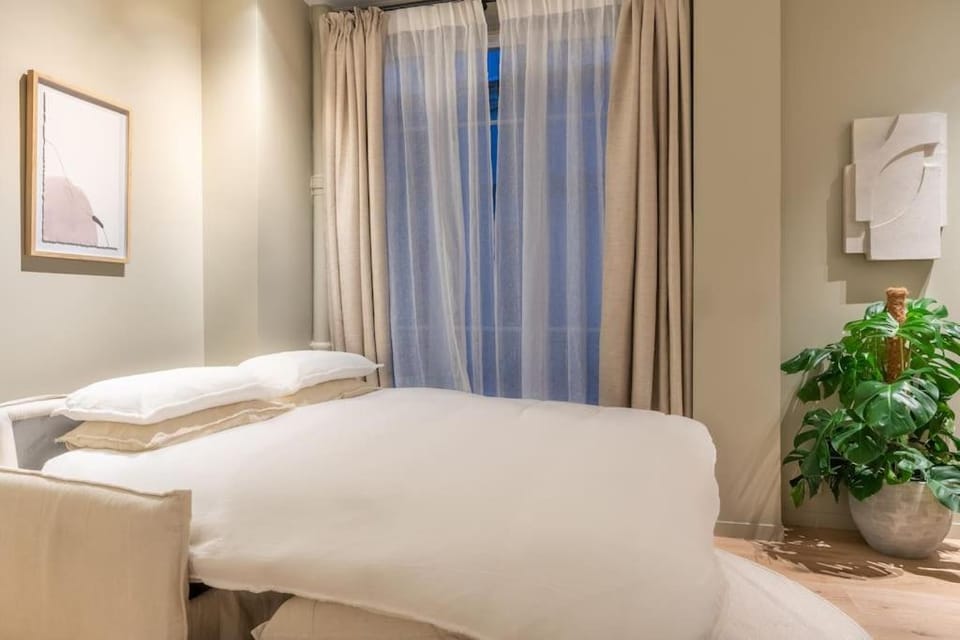 Marais - Magnificent 3BR/BTH decorated with taste Apartment in Paris